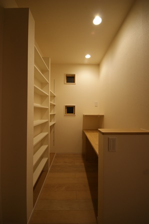 書斎の特注本棚